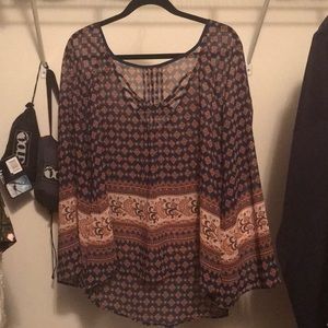 Never been worn, light fit, boho long-sleeve shirt